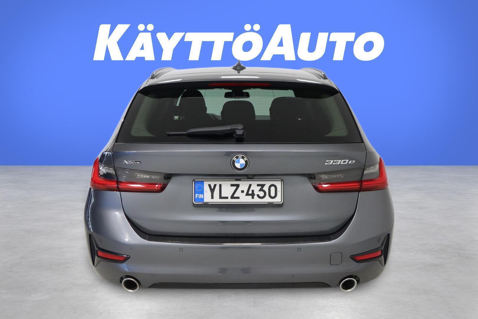 BMW 330 12