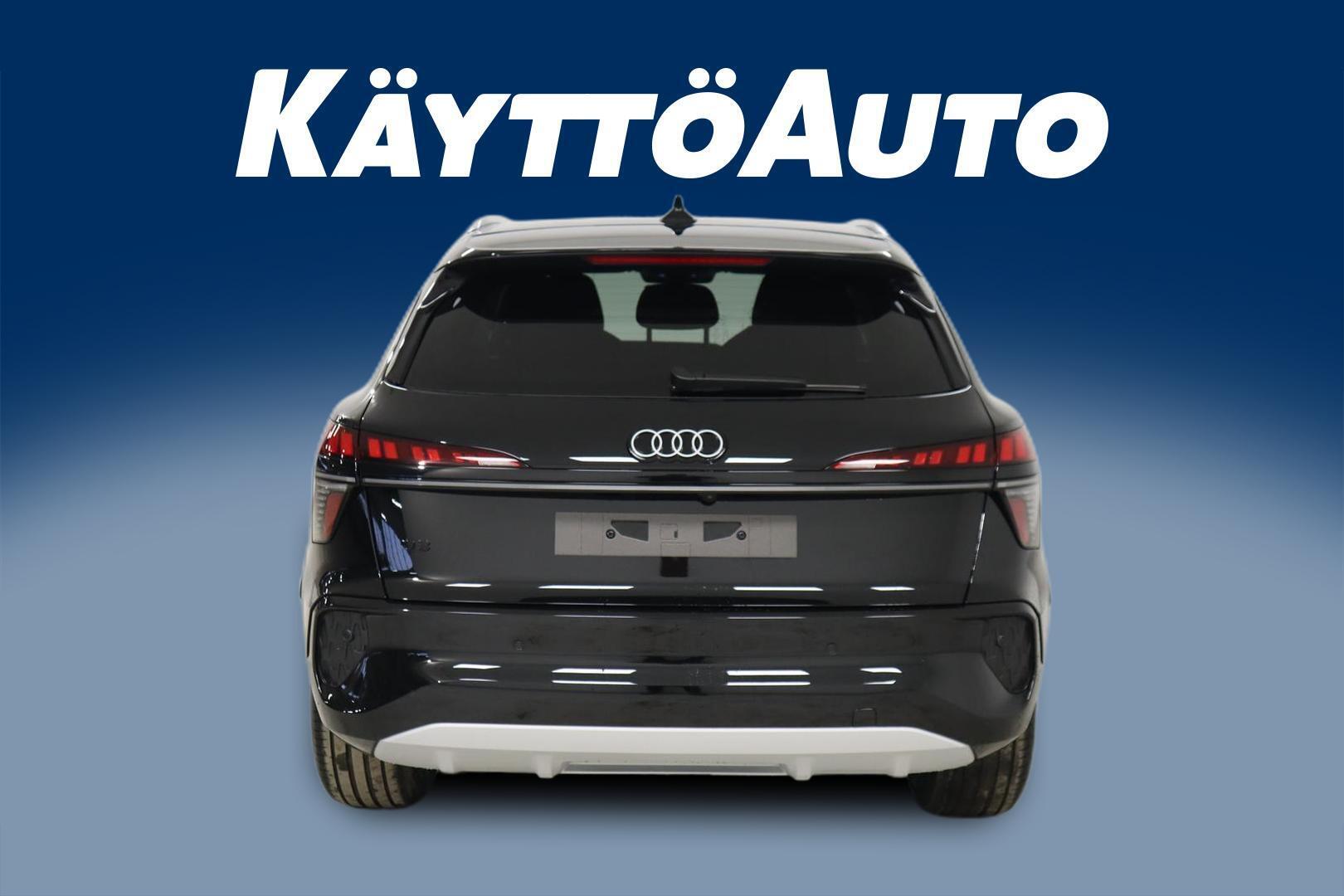 AUDI Q3 10