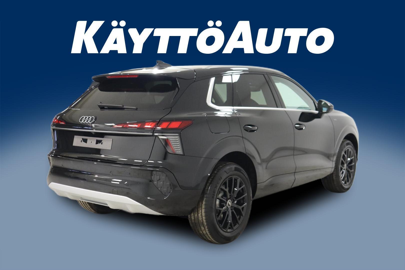 AUDI Q3 9