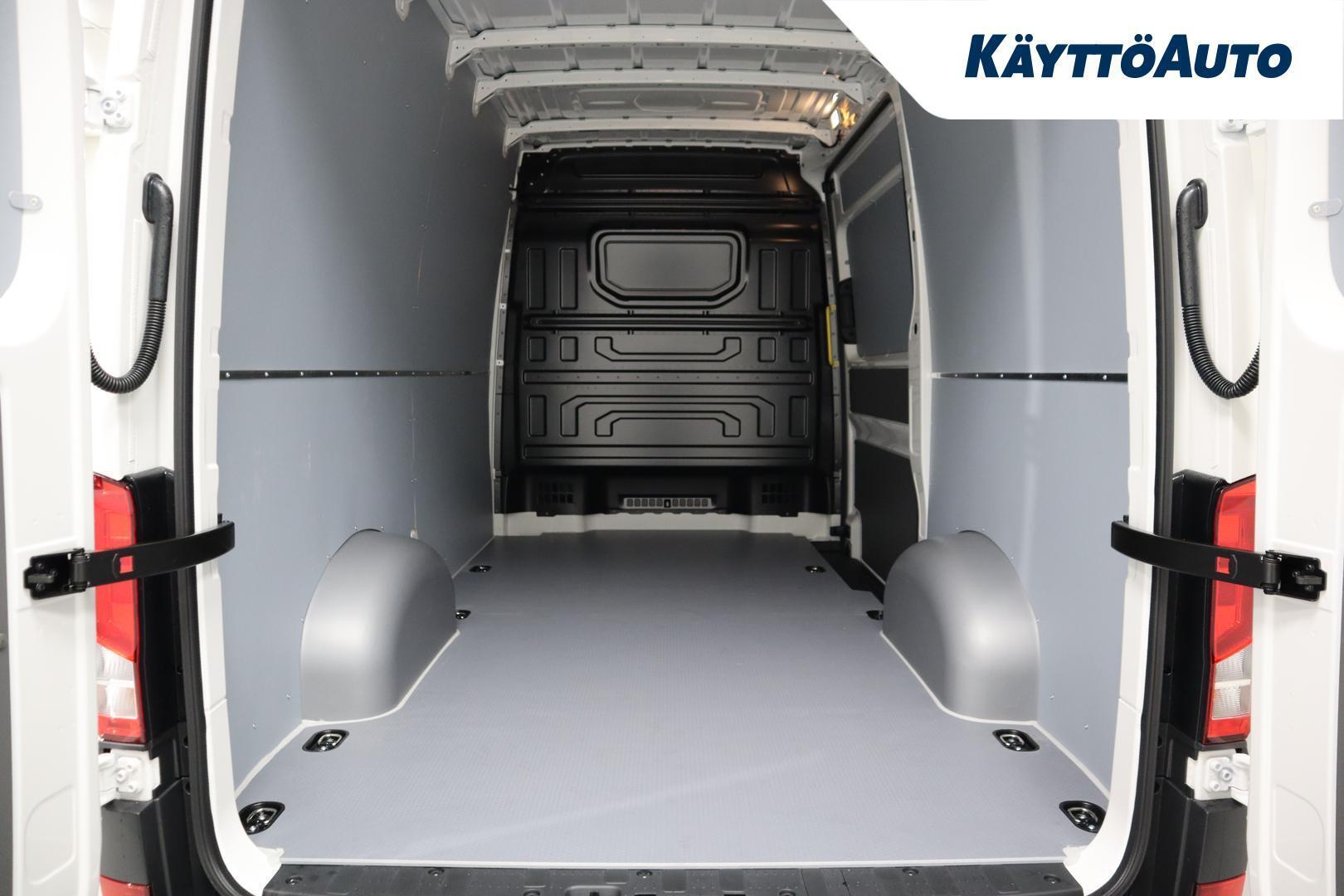 VOLKSWAGEN Crafter 2026