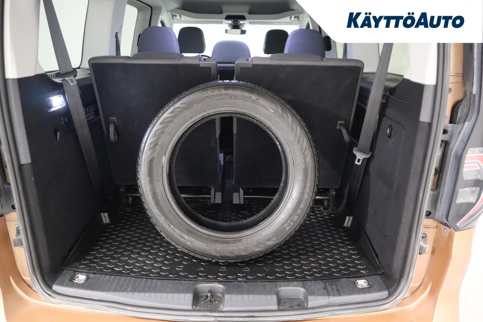 VOLKSWAGEN Caddy Maxi 11