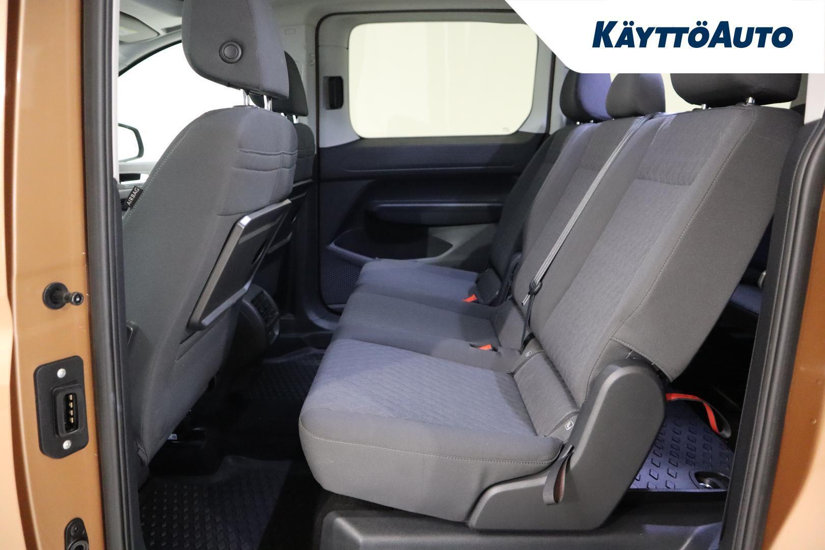 VOLKSWAGEN Caddy Maxi 15