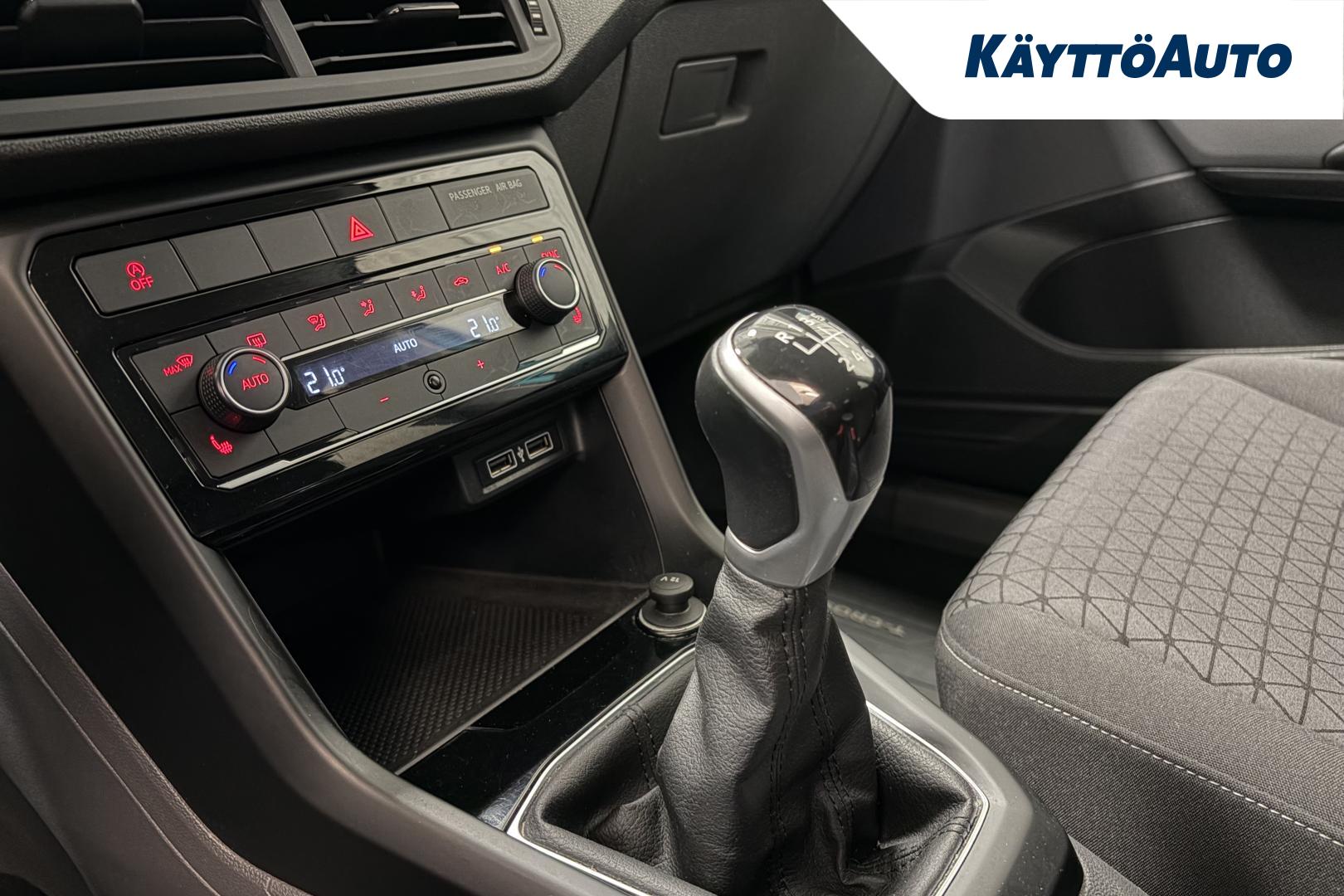 VOLKSWAGEN T-Cross 2019