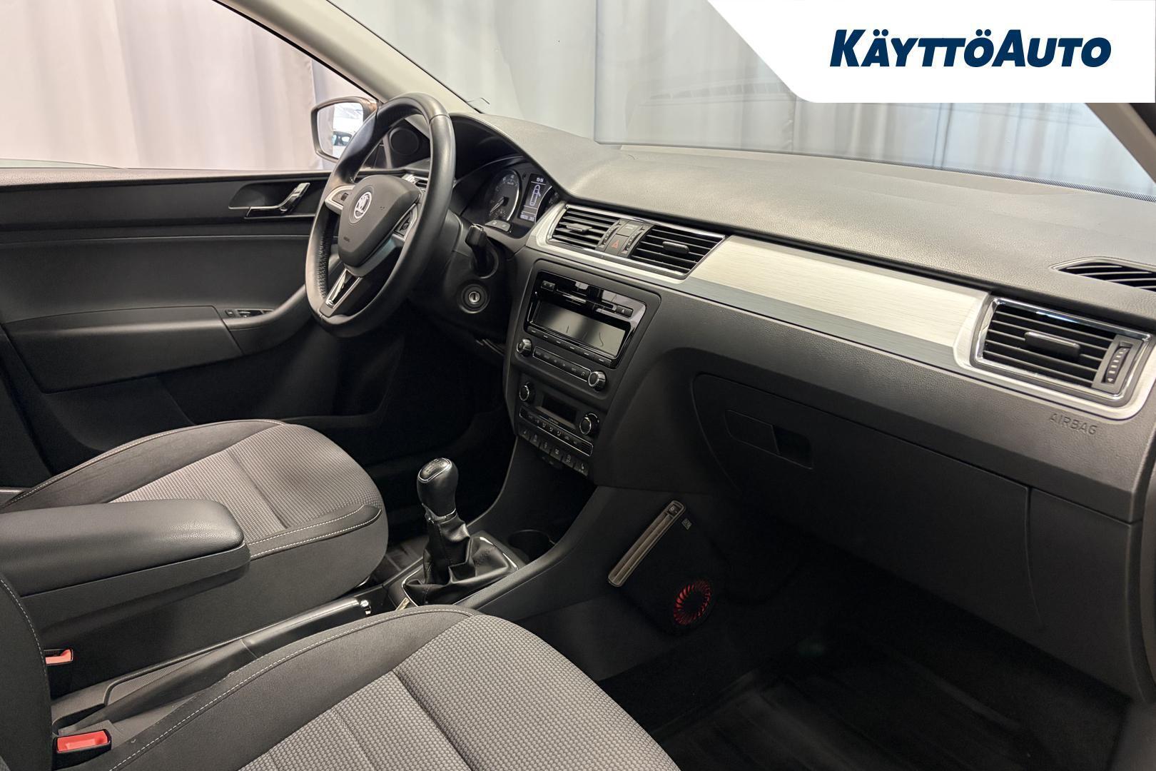 SKODA Rapid 2015