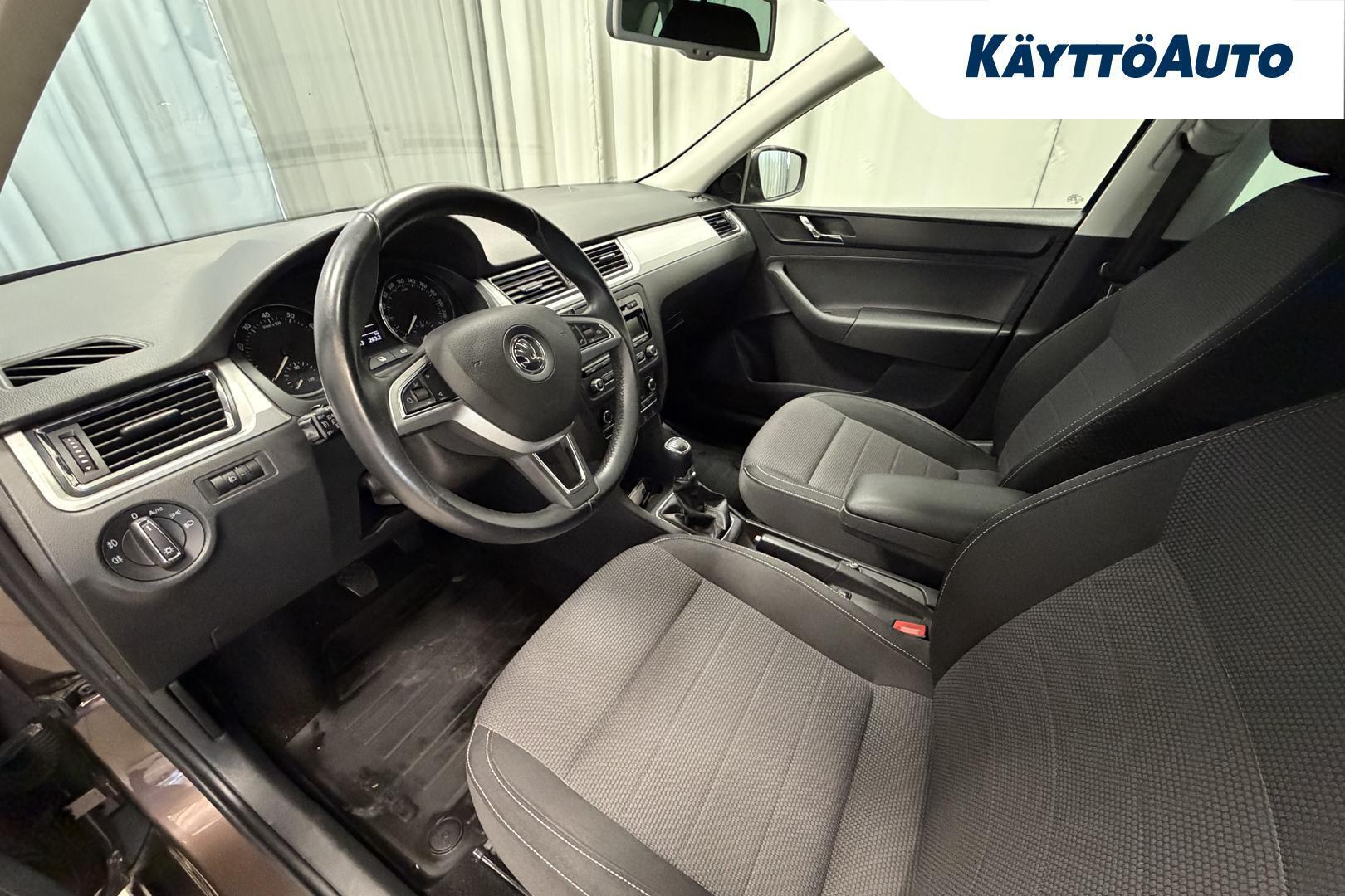 SKODA Rapid 2015