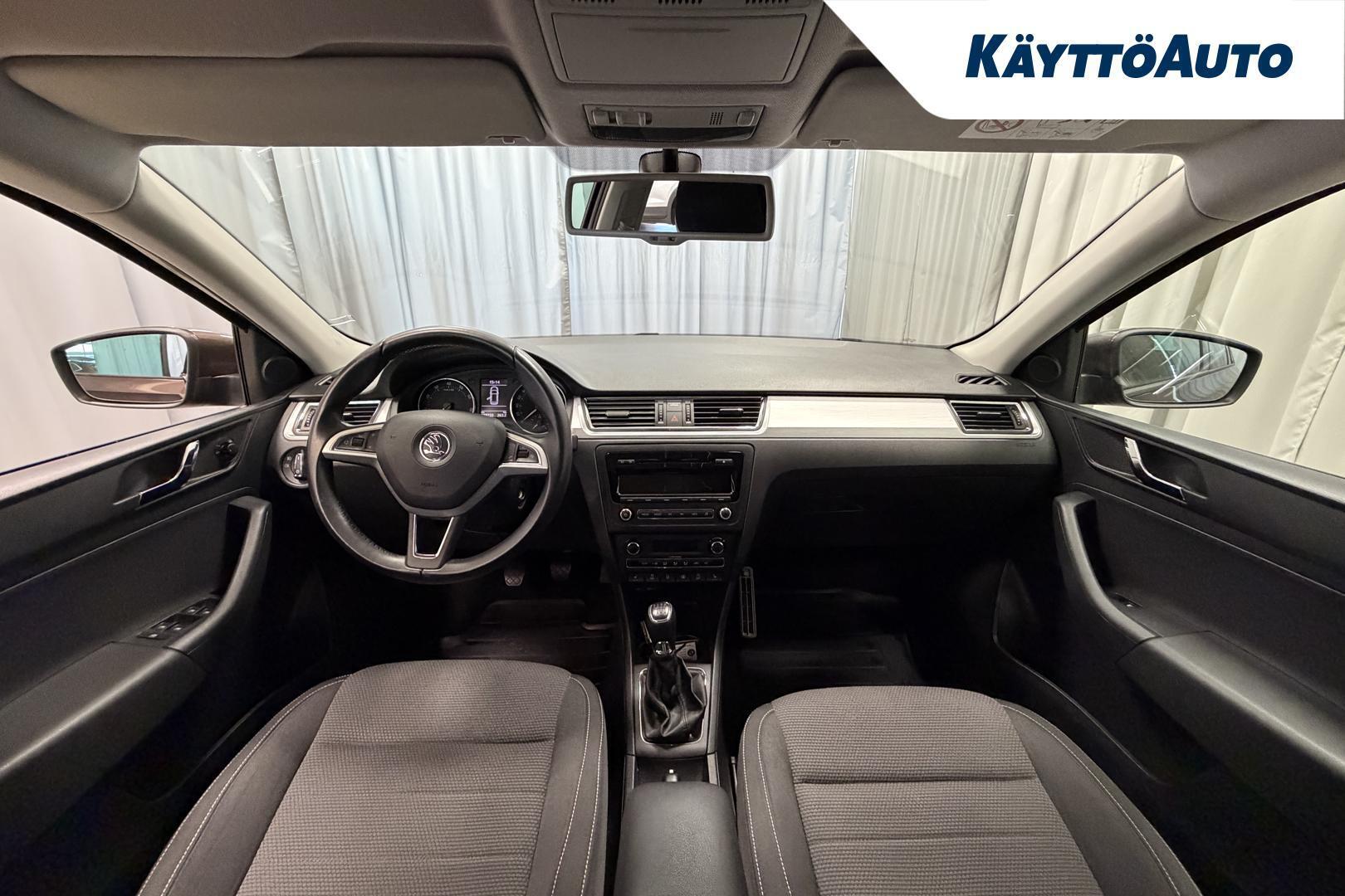 SKODA Rapid 2015