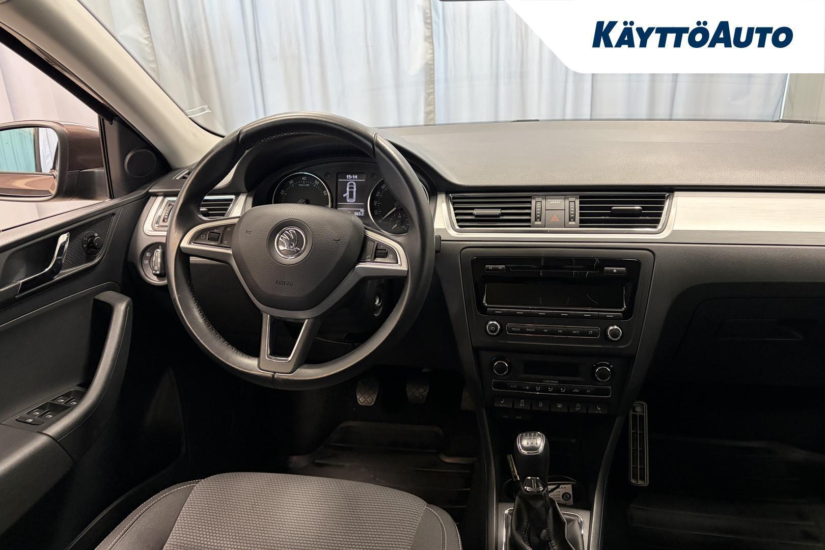 SKODA Rapid 2015