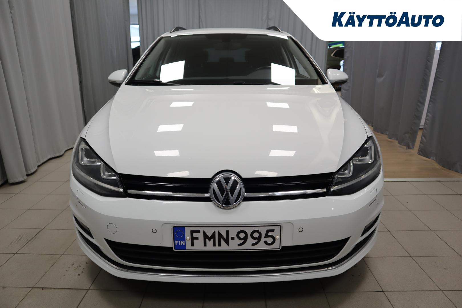 VOLKSWAGEN Golf 2016