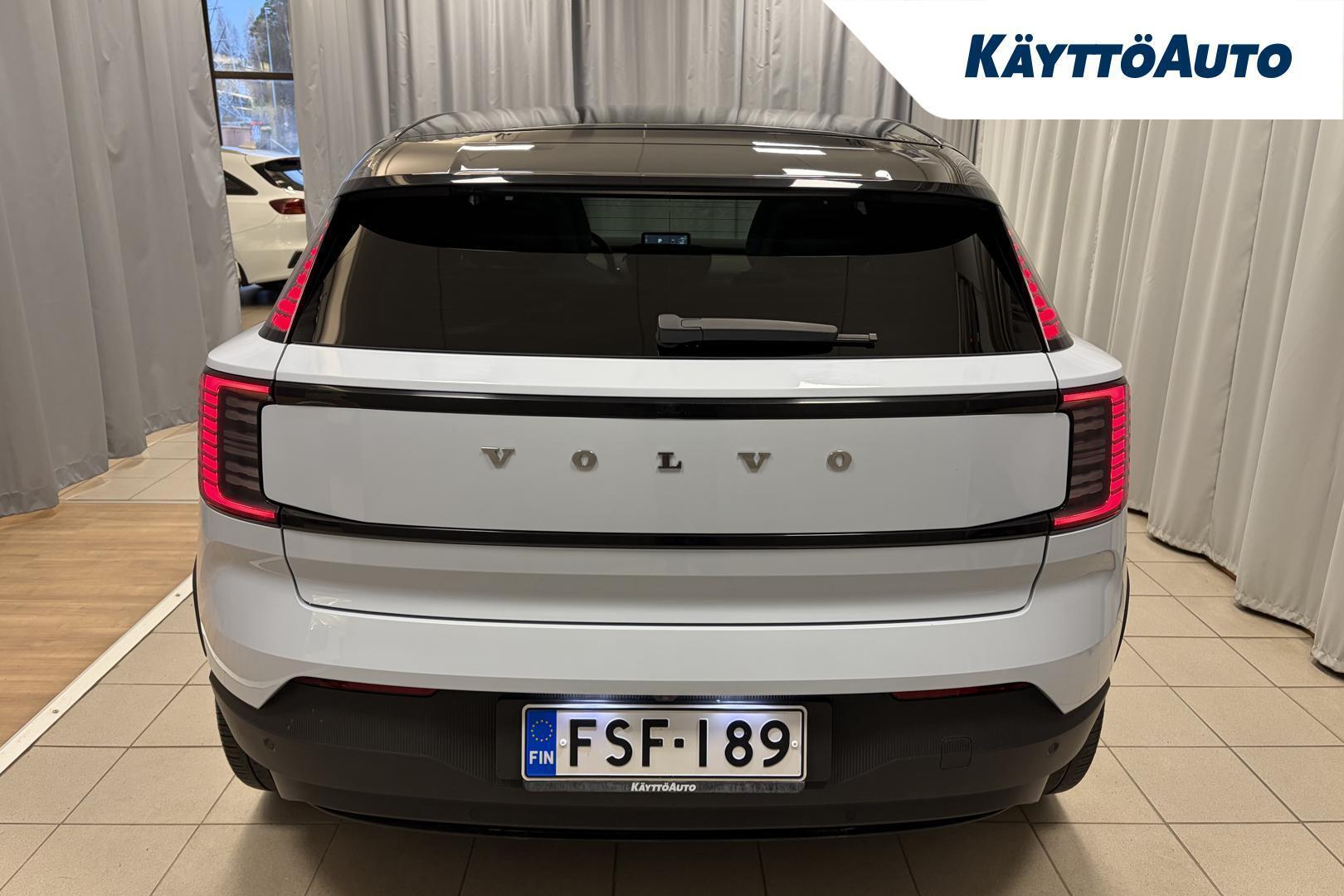 VOLVO EX30 2024