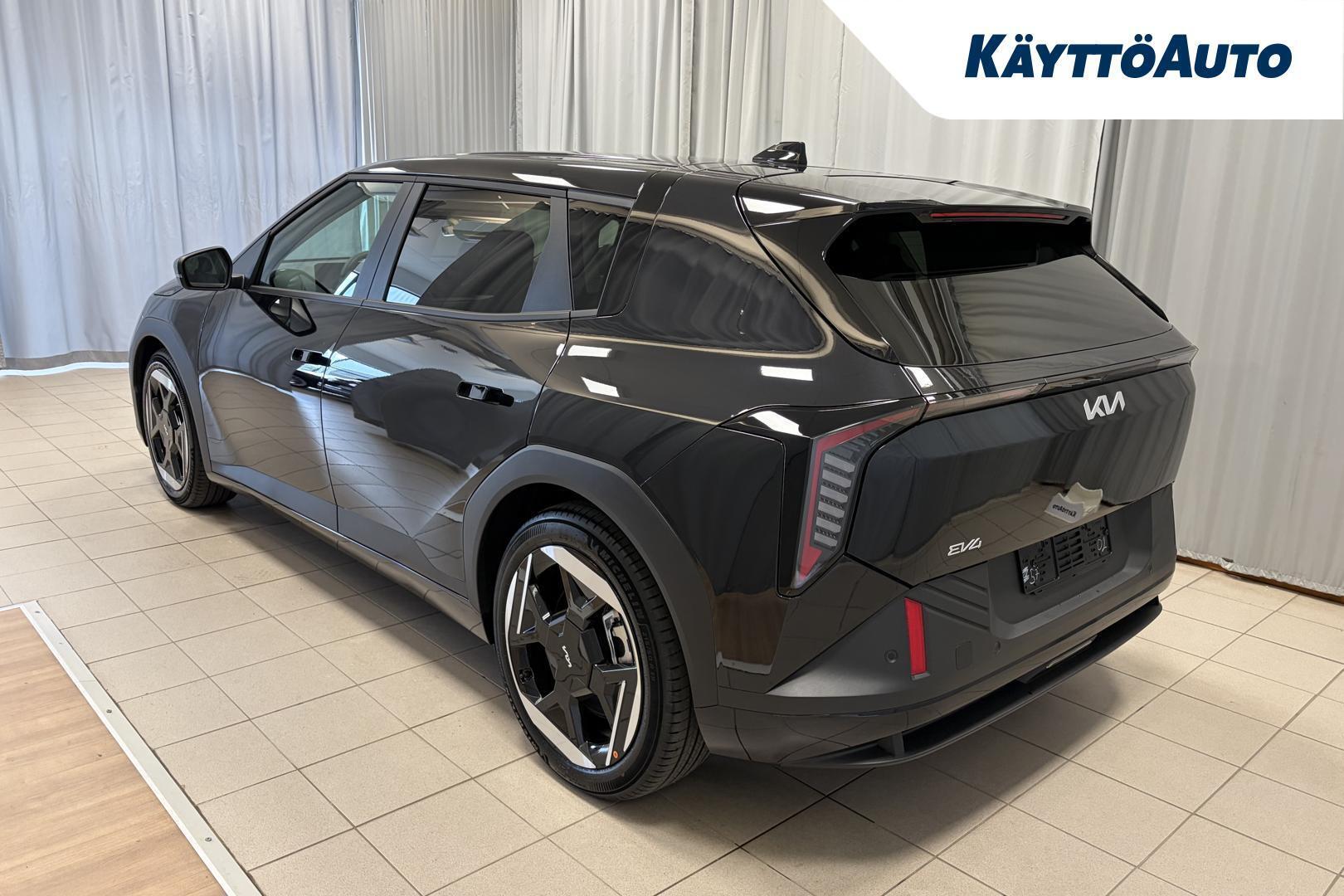 KIA EV4 3