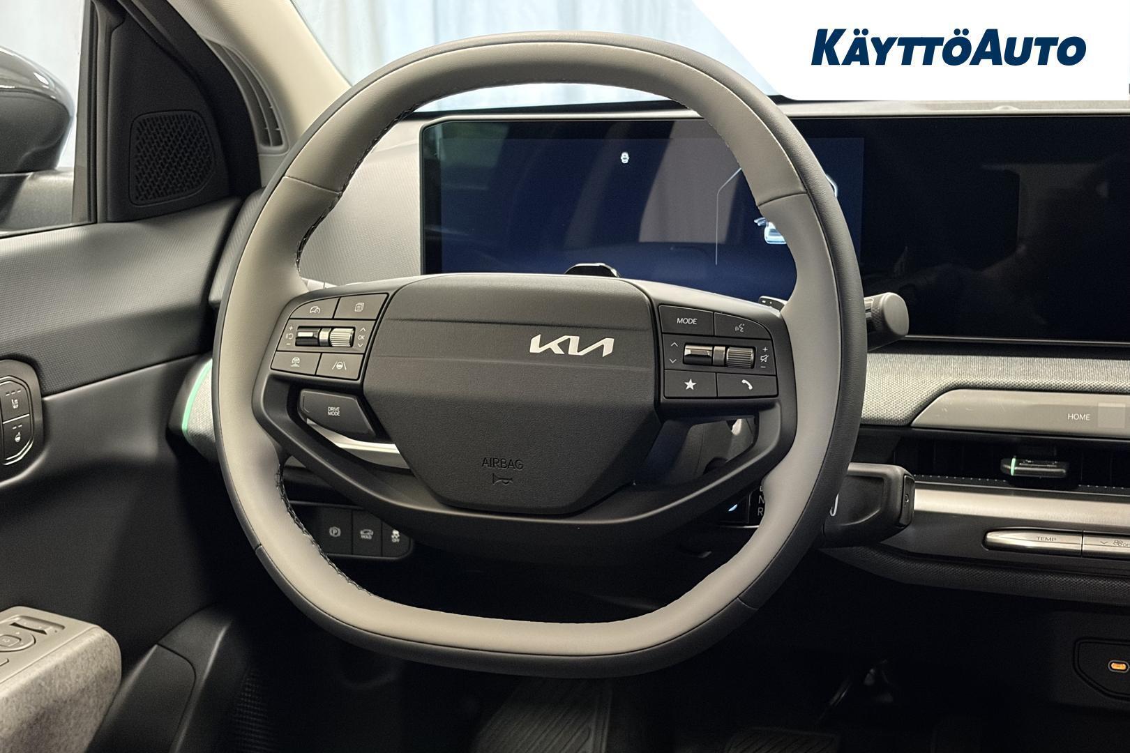 KIA EV4 8
