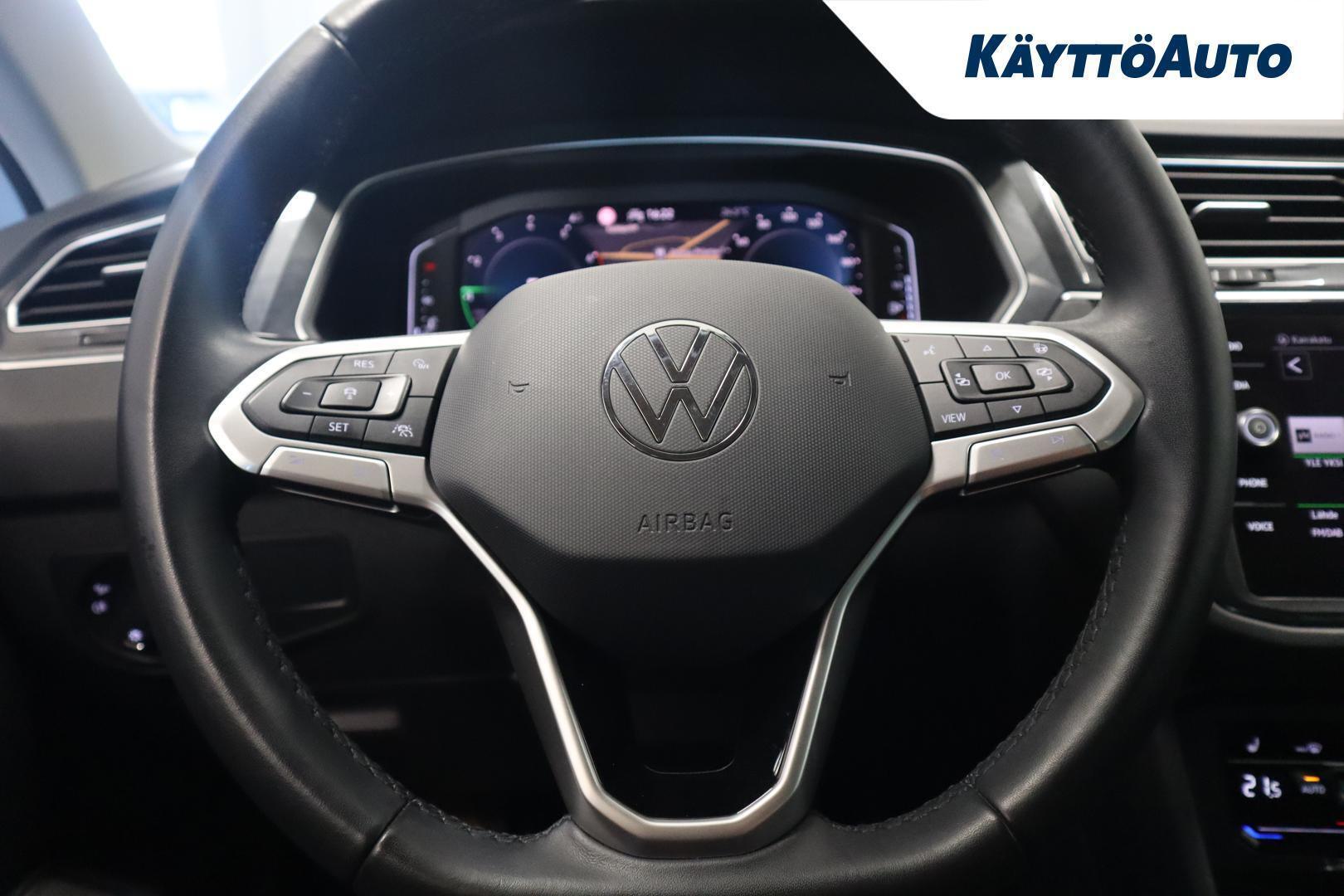 VOLKSWAGEN Tiguan 2021