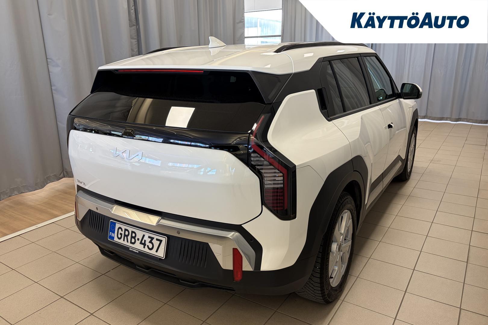 KIA EV3 2025