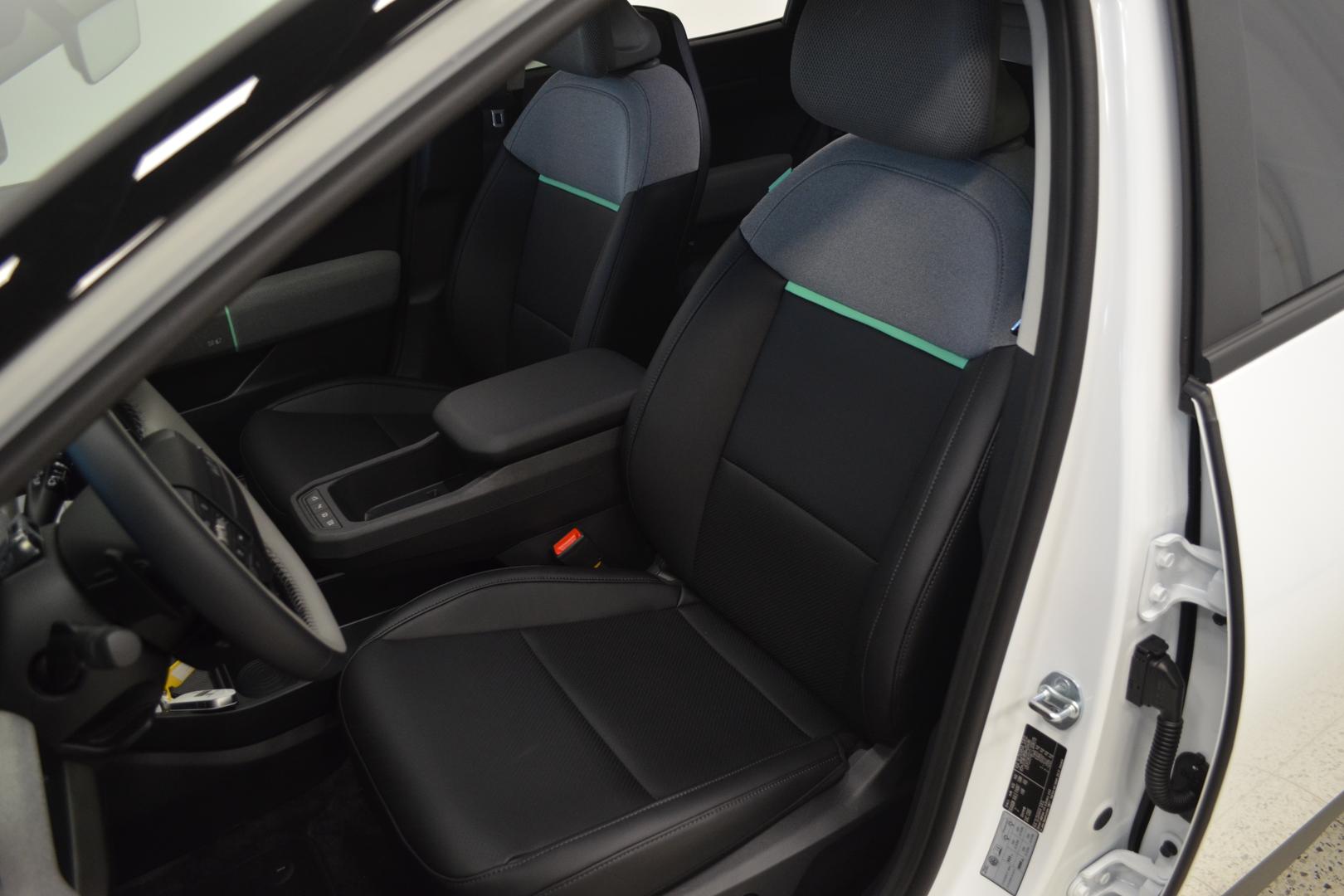 KIA EV4 2026
