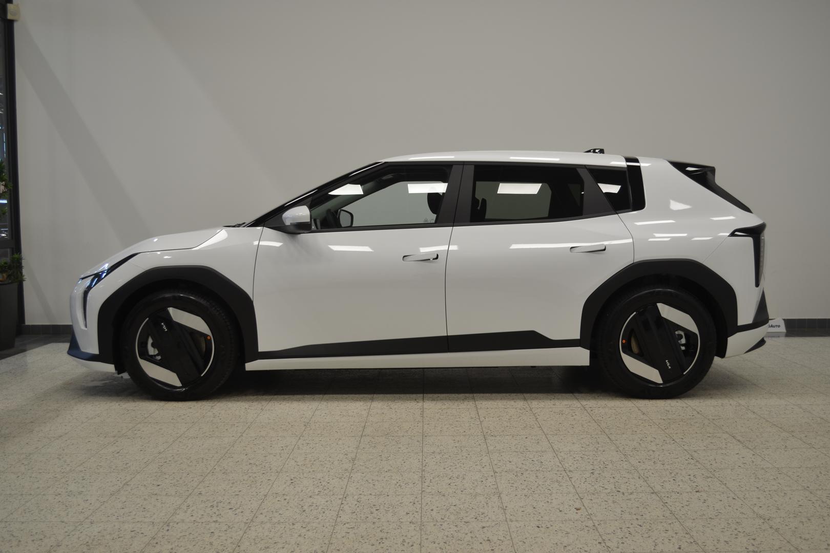 KIA EV4 2026