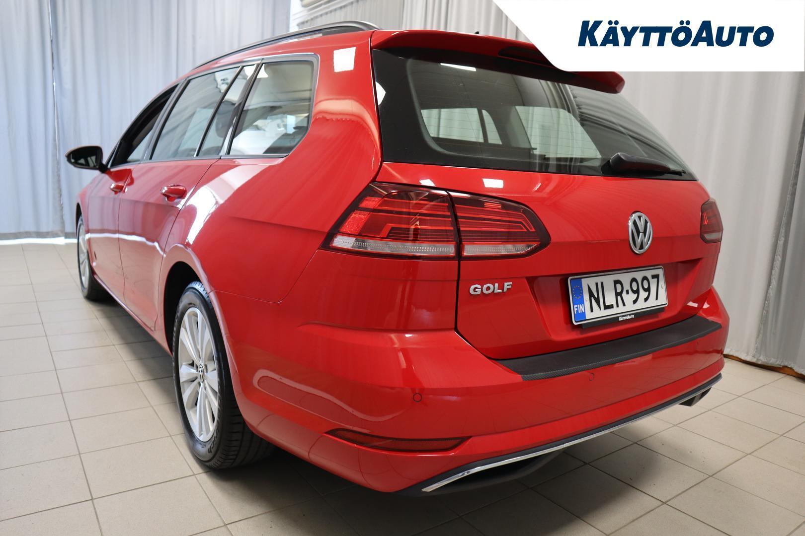 VOLKSWAGEN Golf 2020