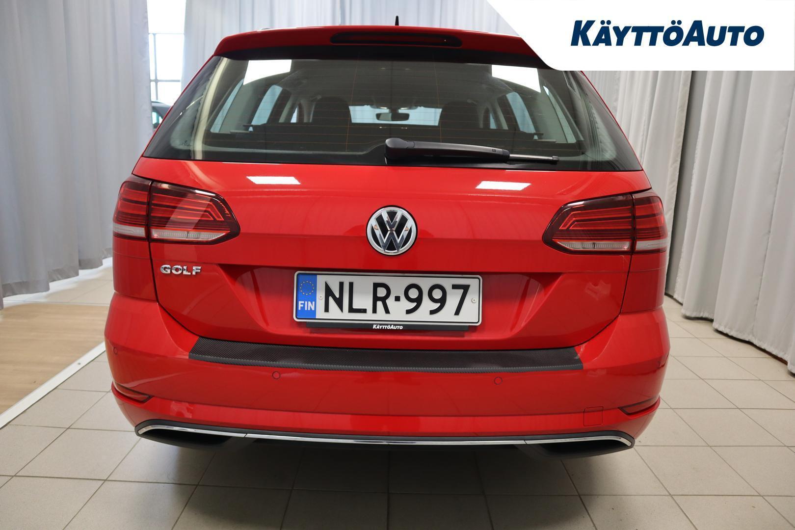 VOLKSWAGEN Golf 2020