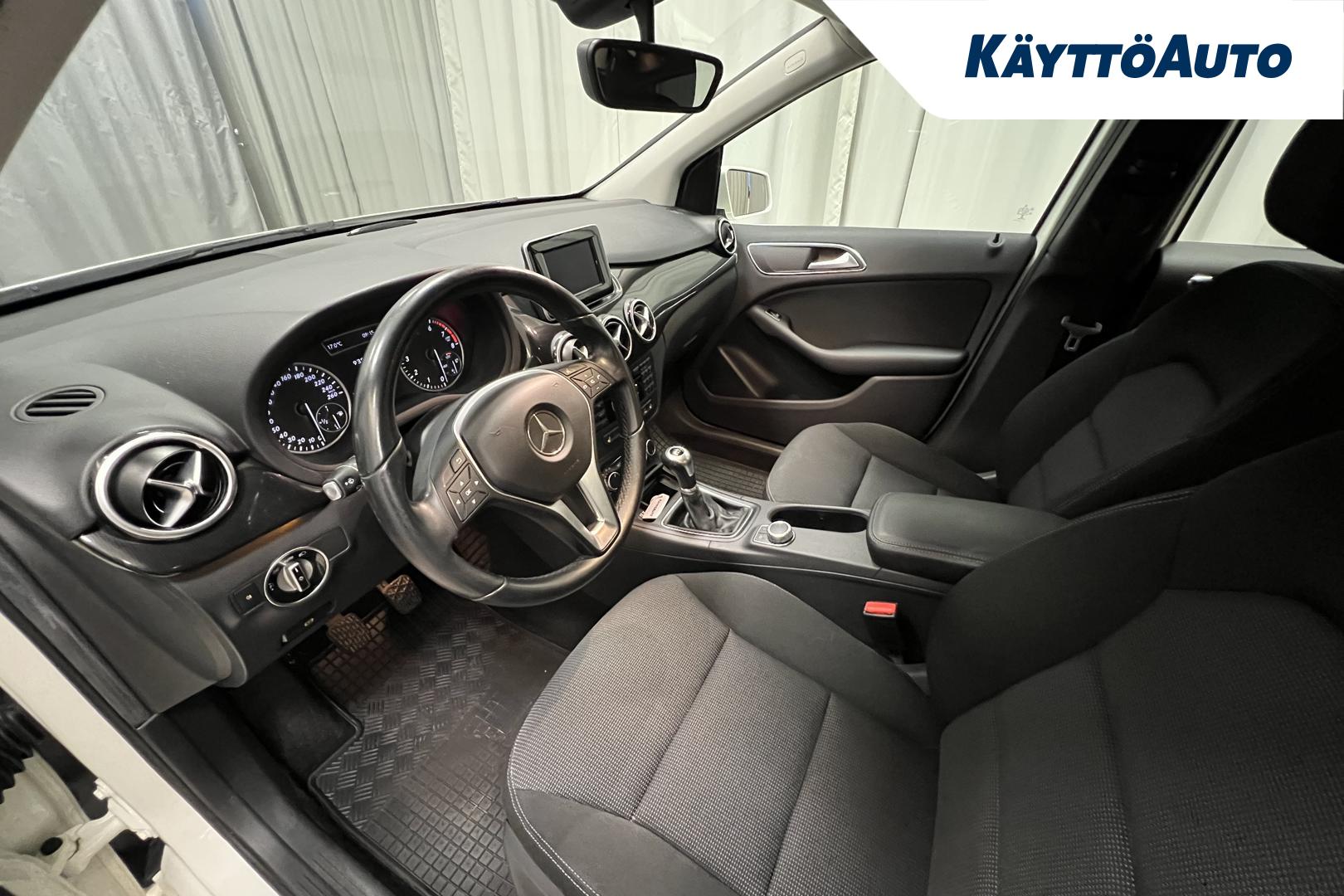 MERCEDES-BENZ B 2014