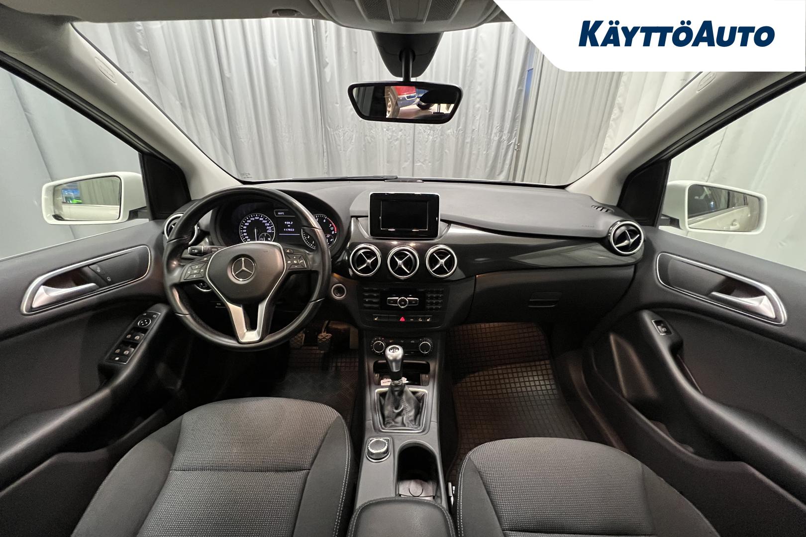 MERCEDES-BENZ B 2014