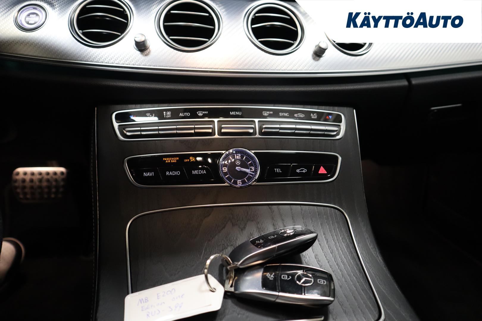 MERCEDES-BENZ E 2020