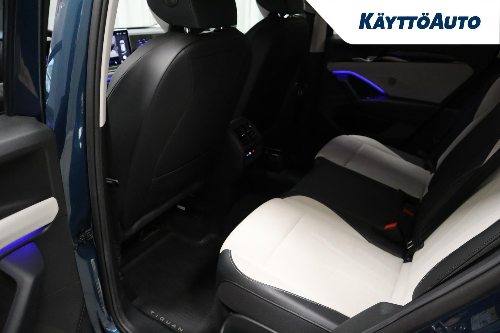 VOLKSWAGEN Tiguan 2024