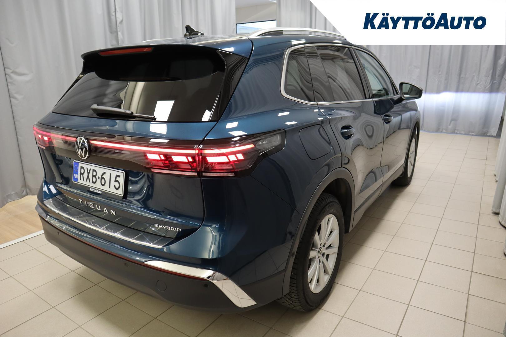 VOLKSWAGEN Tiguan 2024