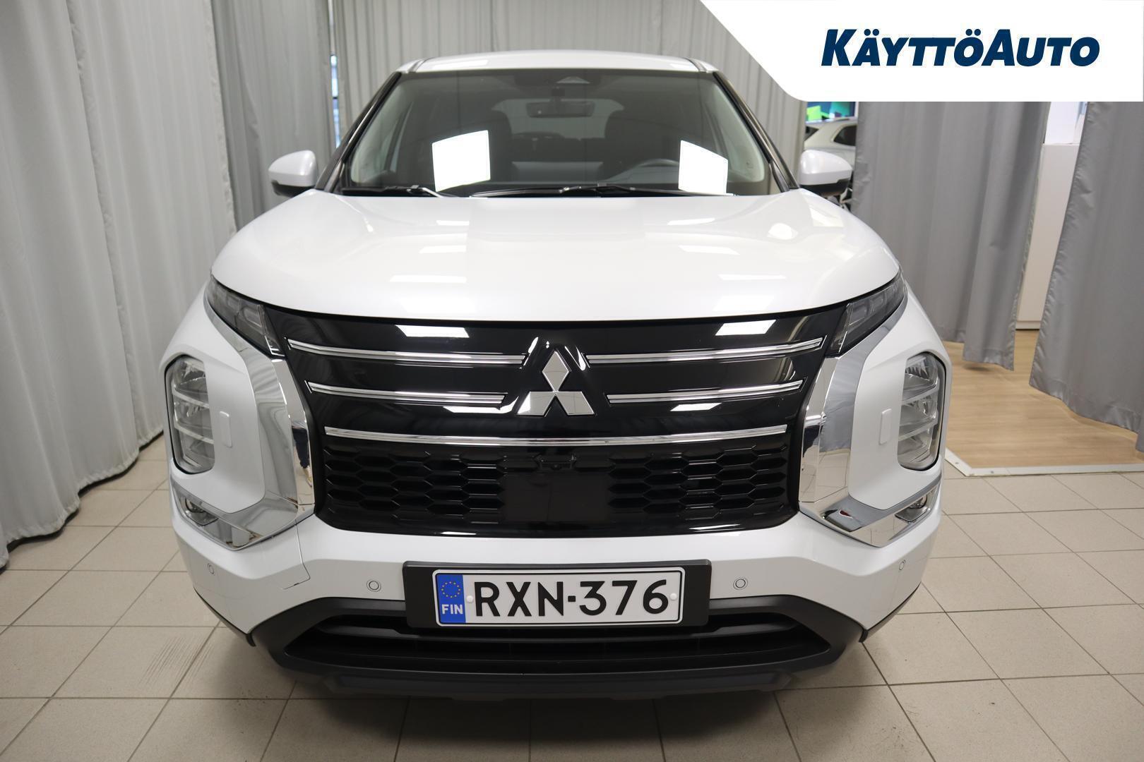 MITSUBISHI Outlander 2025