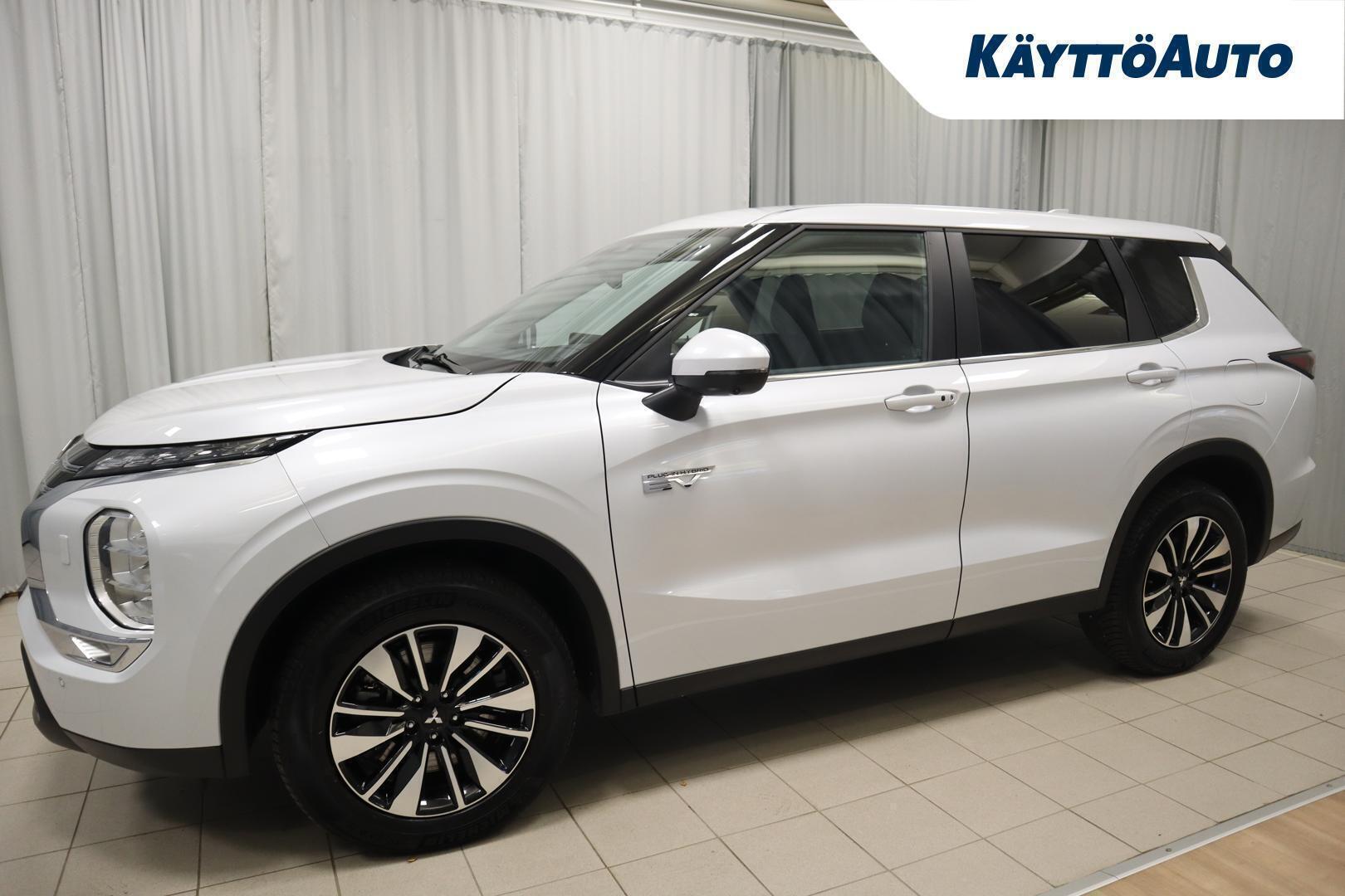 MITSUBISHI Outlander 2025