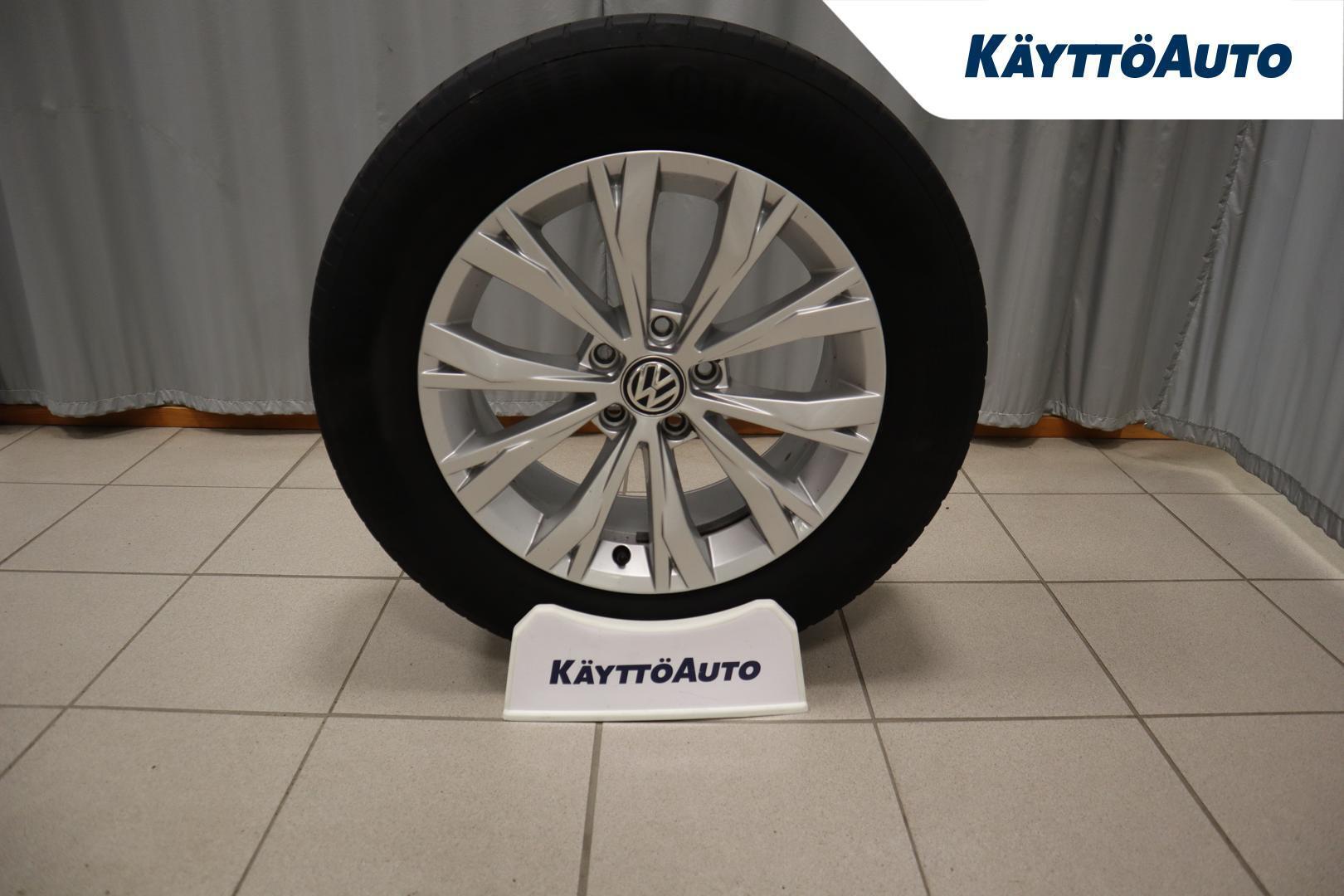 VOLKSWAGEN Tiguan 2019