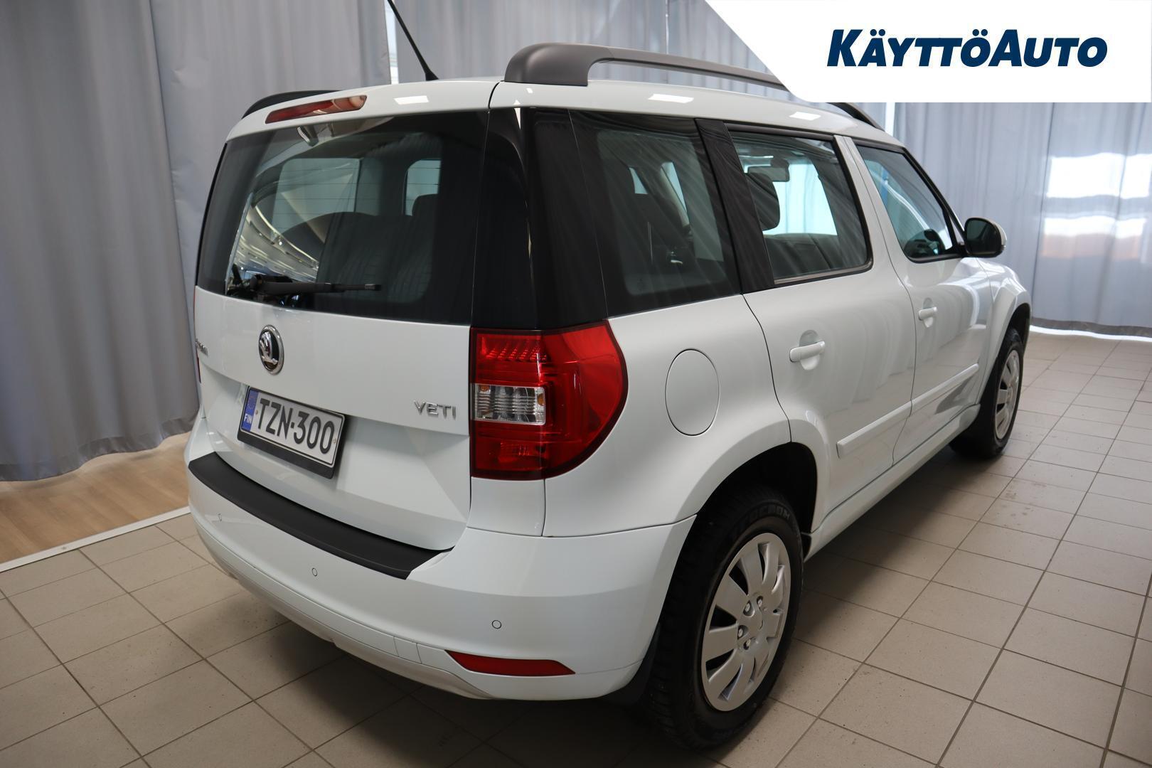 SKODA Yeti 2015