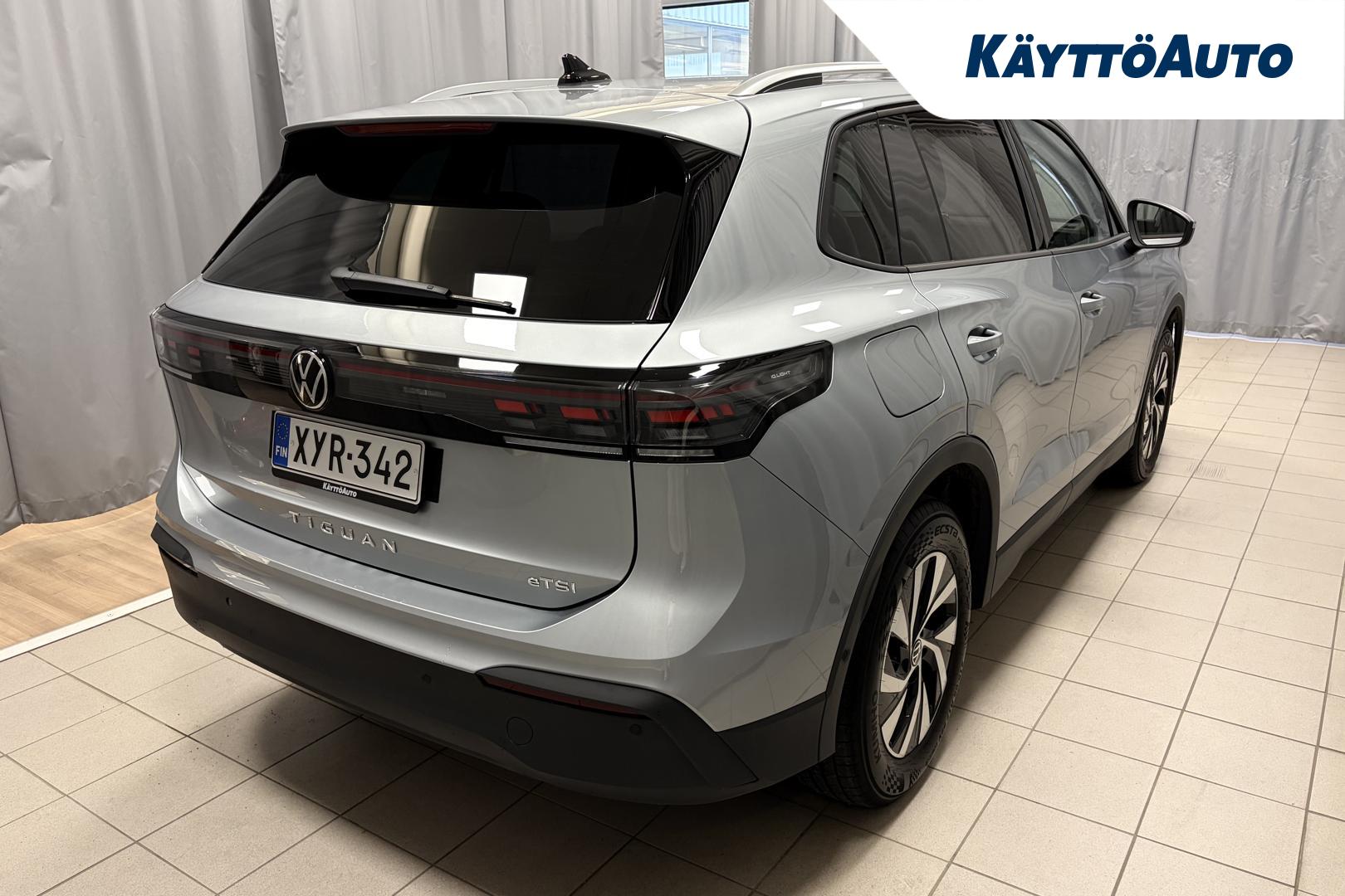 VOLKSWAGEN Tiguan 2025