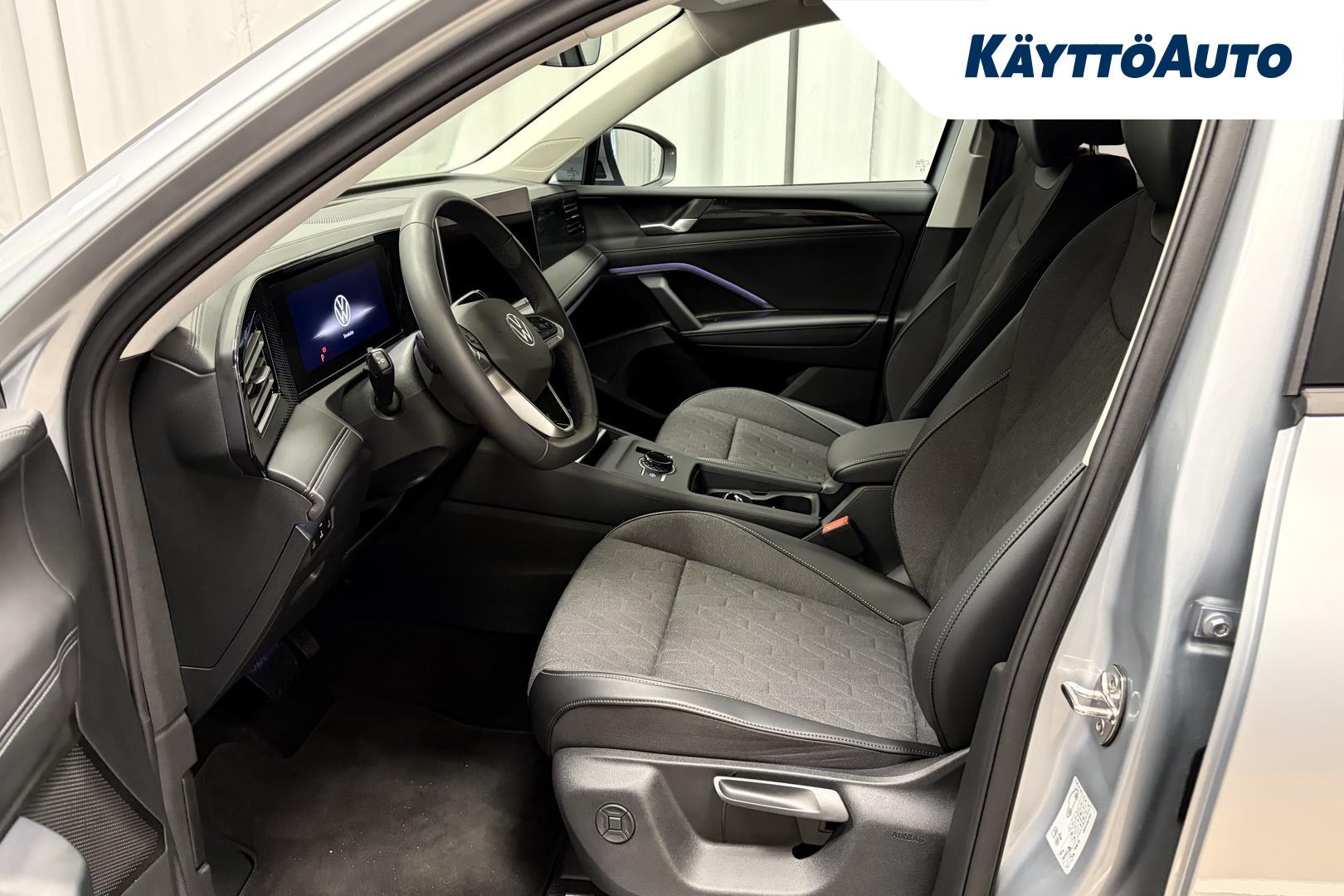 VOLKSWAGEN Tiguan 2025