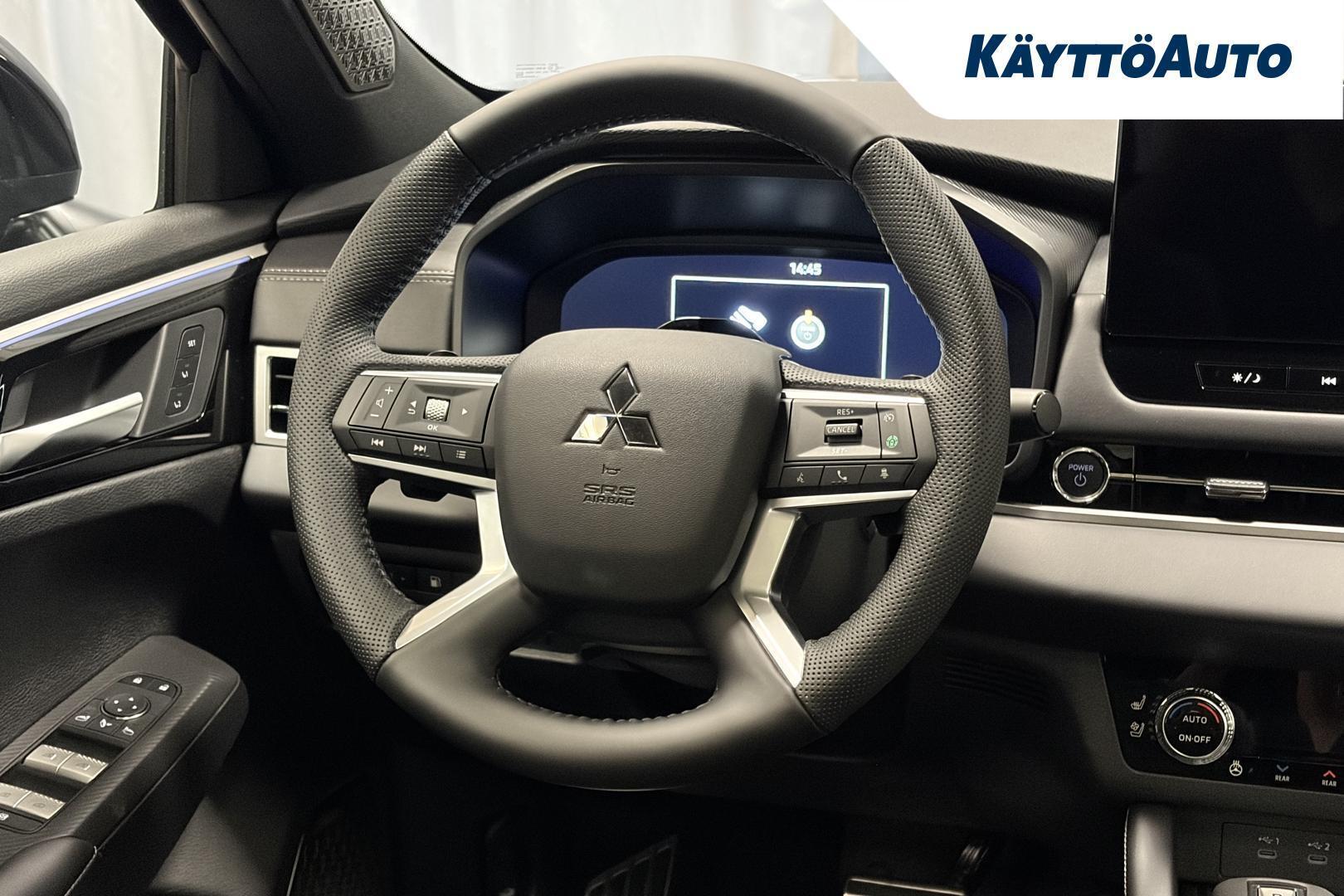 MITSUBISHI Outlander 2026