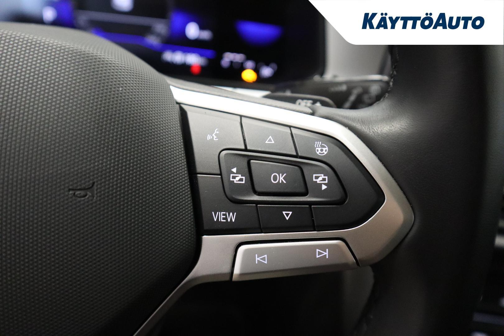 VOLKSWAGEN T-Roc 2024