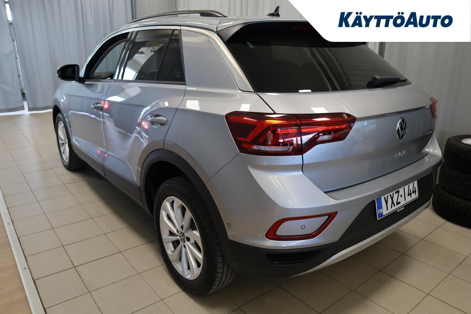 VOLKSWAGEN T-Roc 2024