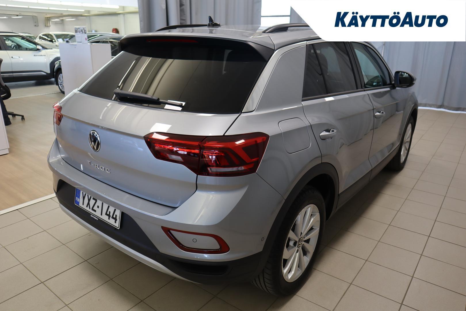 VOLKSWAGEN T-Roc 2024