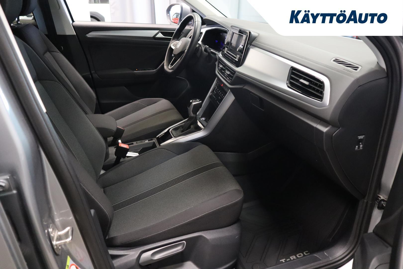 VOLKSWAGEN T-Roc 2024