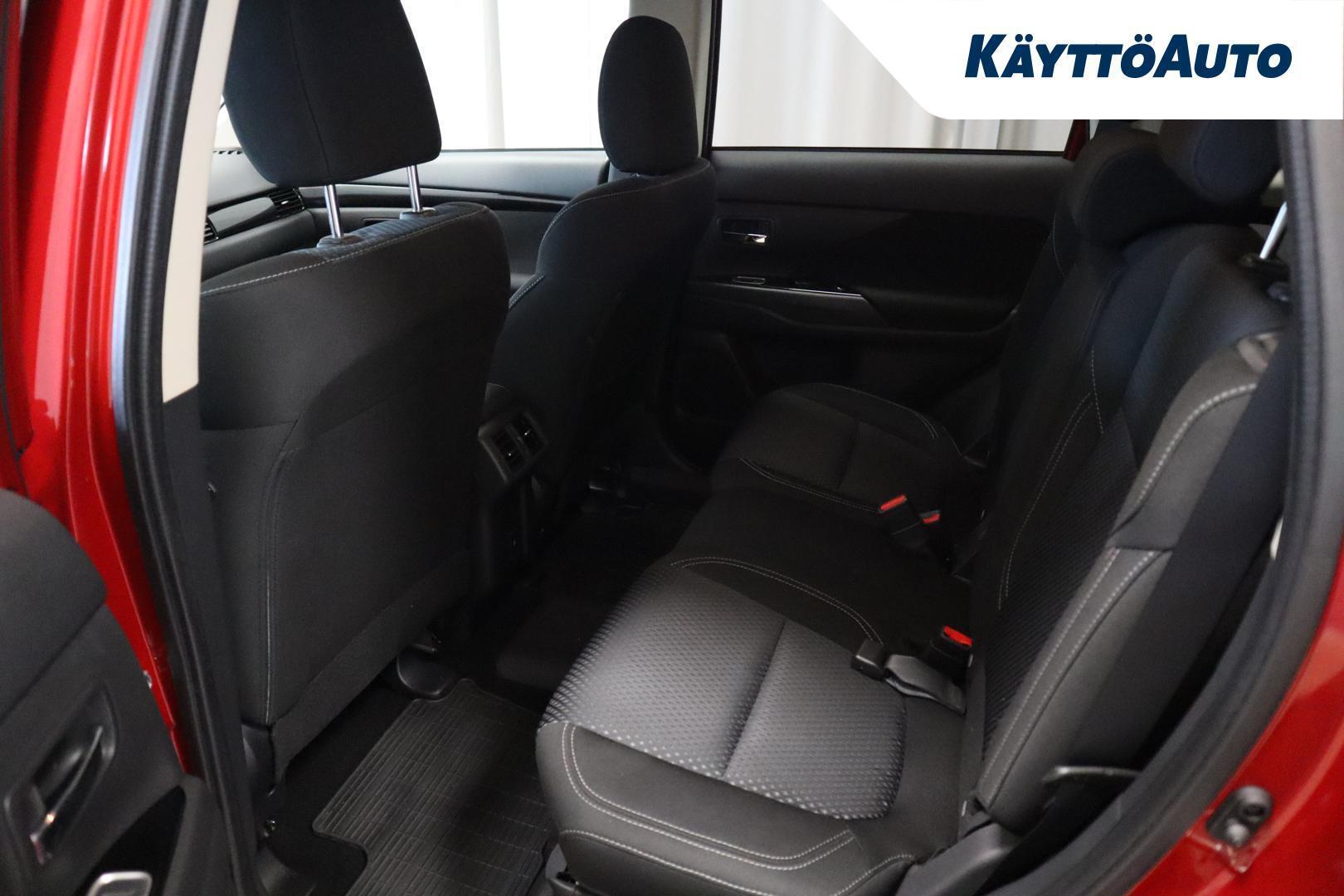 MITSUBISHI Outlander PHEV 2021