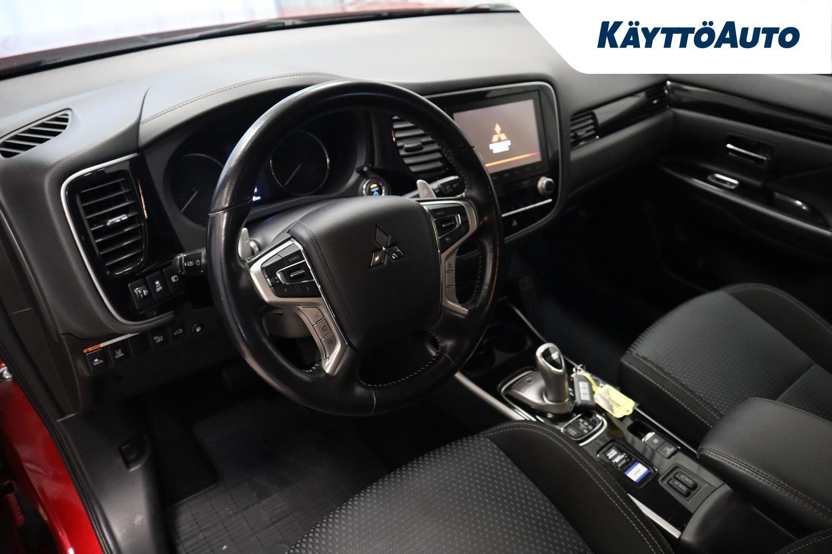 MITSUBISHI Outlander PHEV 2021