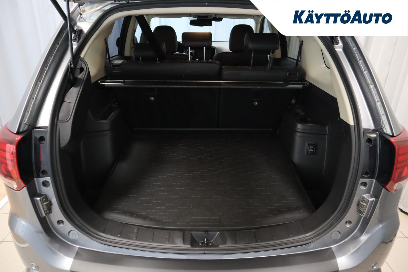 MITSUBISHI Outlander PHEV 2021