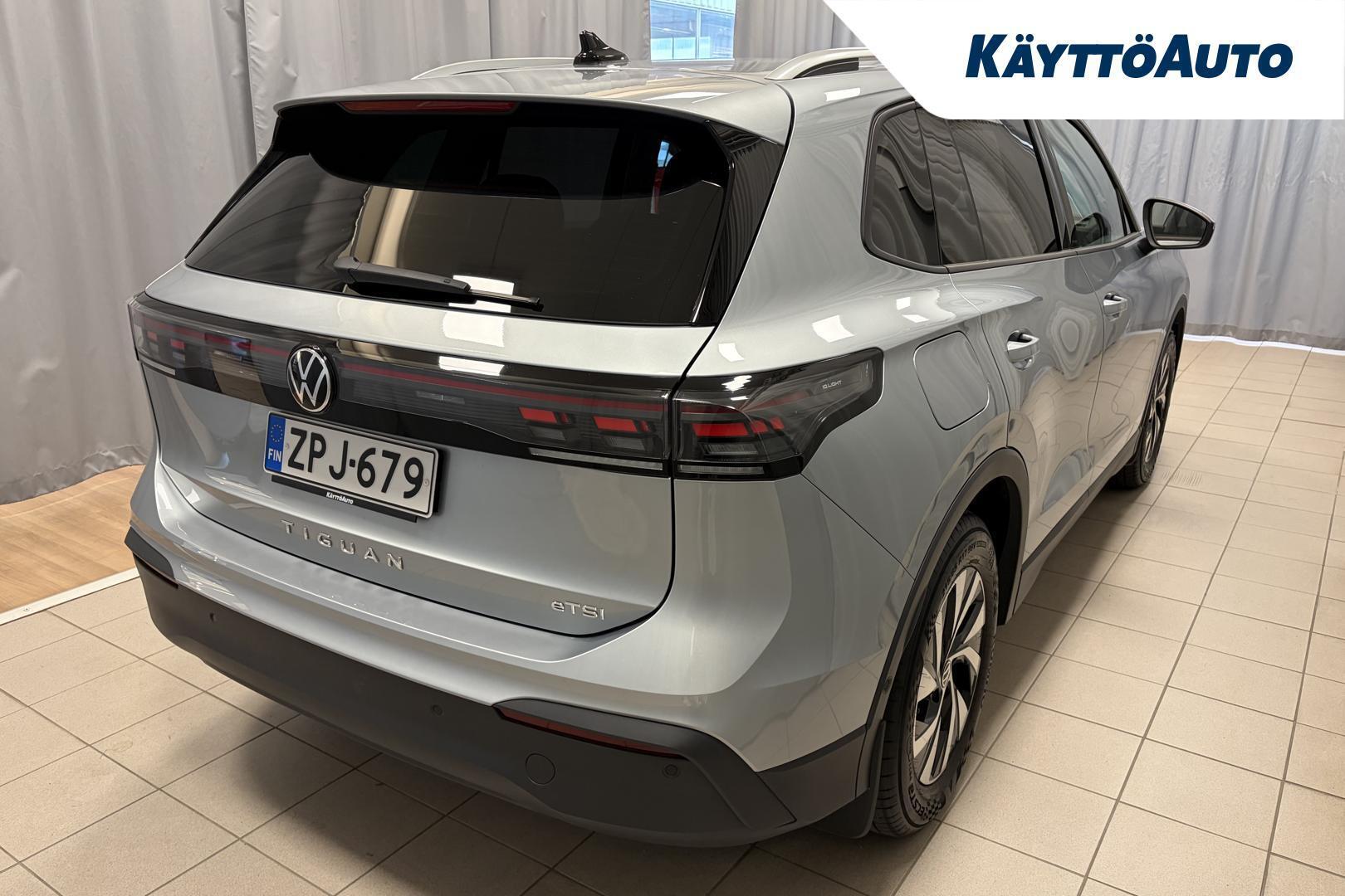 VOLKSWAGEN Tiguan 2025