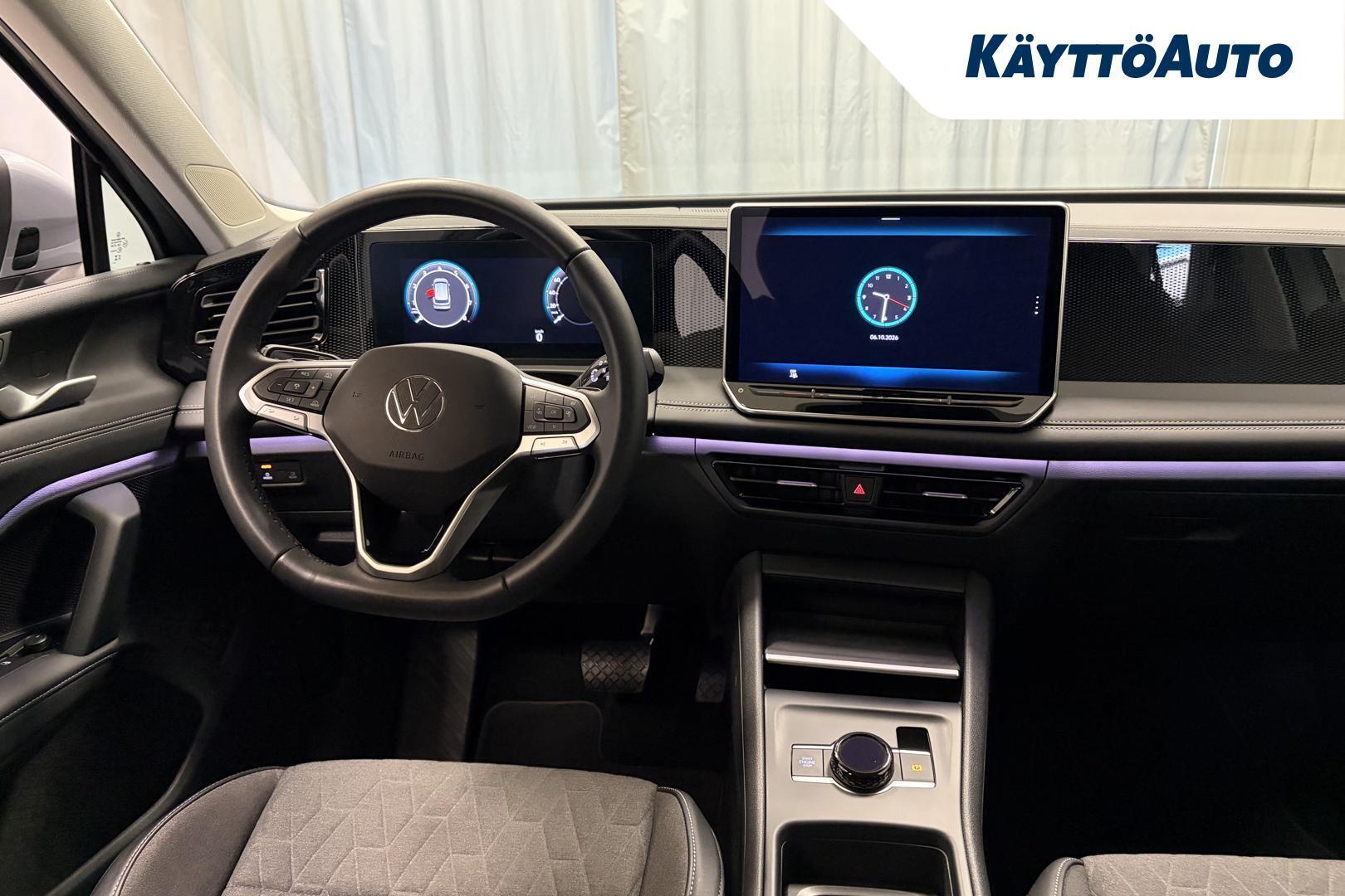 VOLKSWAGEN Tiguan 2025