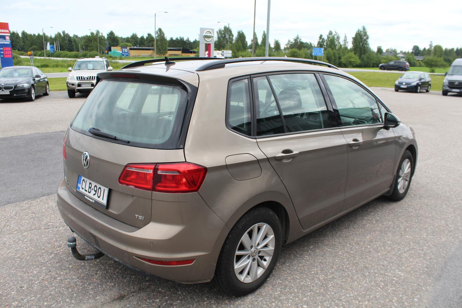 VOLKSWAGEN Golf Sportsvan 2018