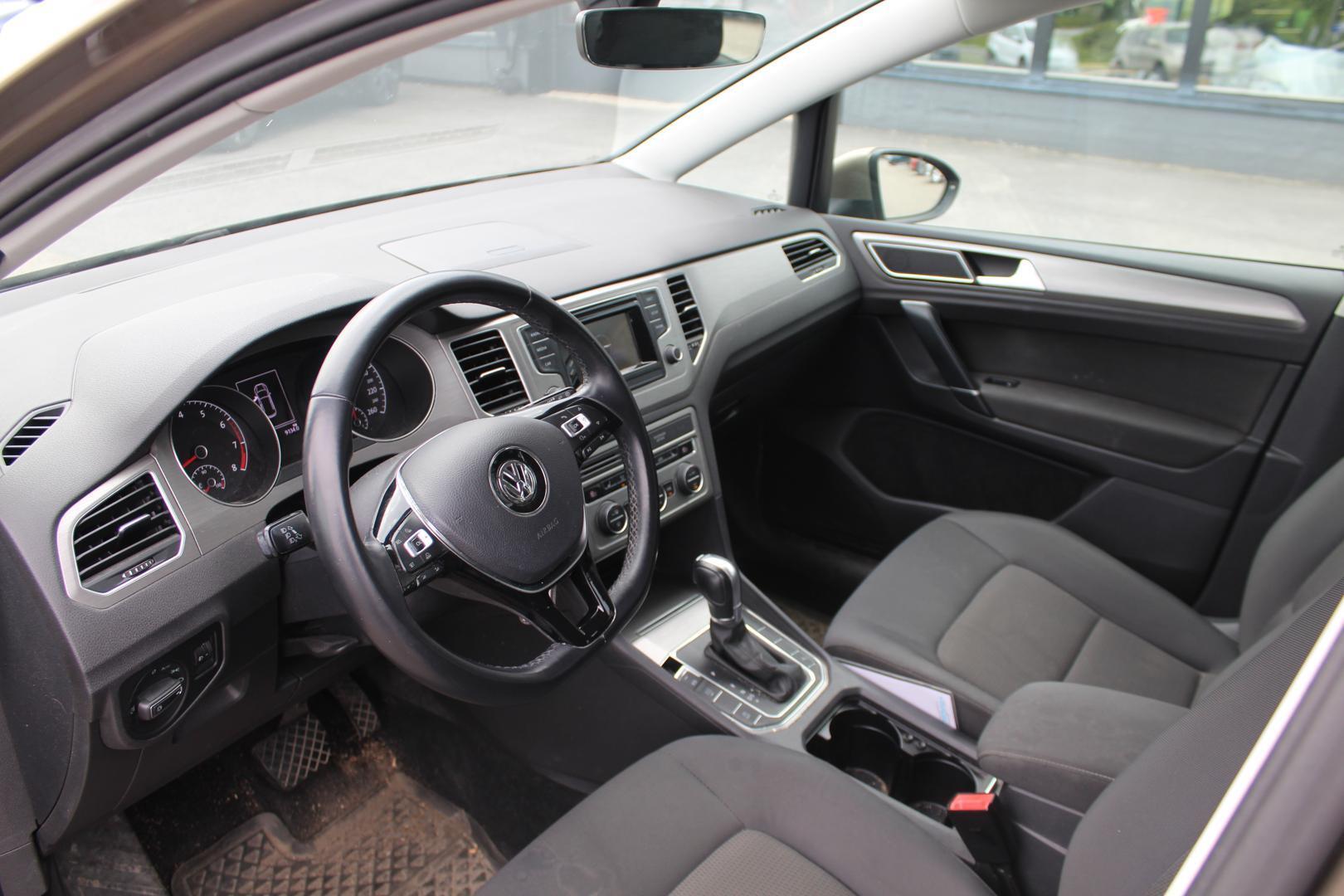 VOLKSWAGEN Golf Sportsvan 2018