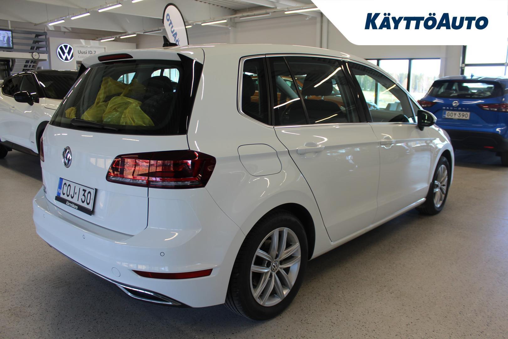 VOLKSWAGEN Golf Sportsvan 2020