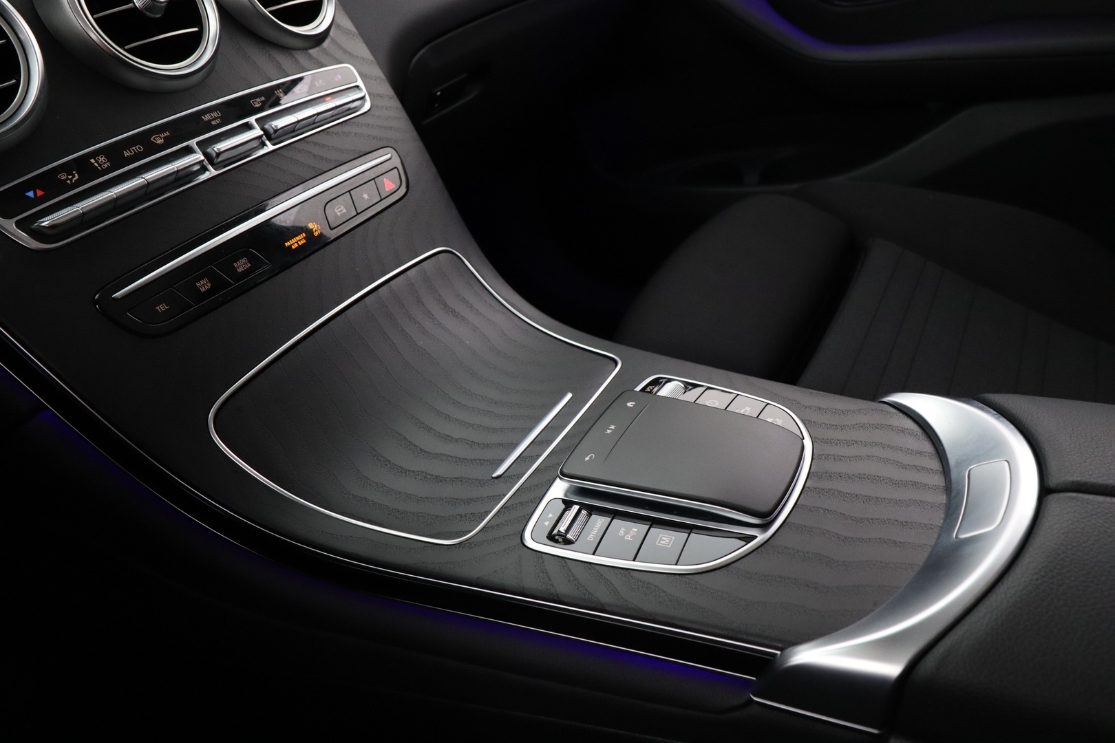 MERCEDES-BENZ GLC 2022