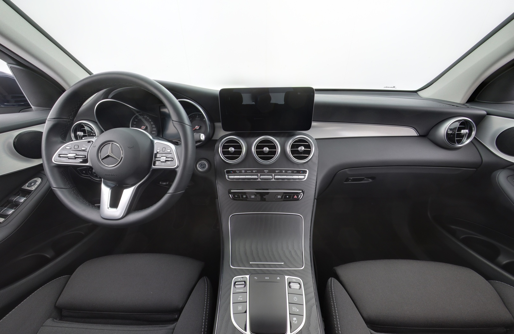 MERCEDES-BENZ GLC 2022