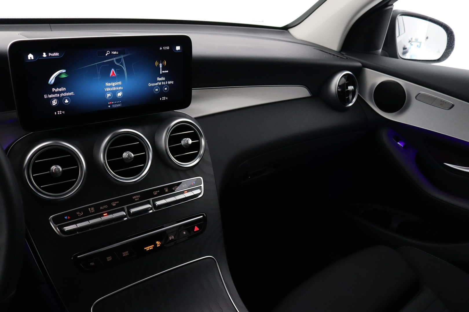 MERCEDES-BENZ GLC 2022