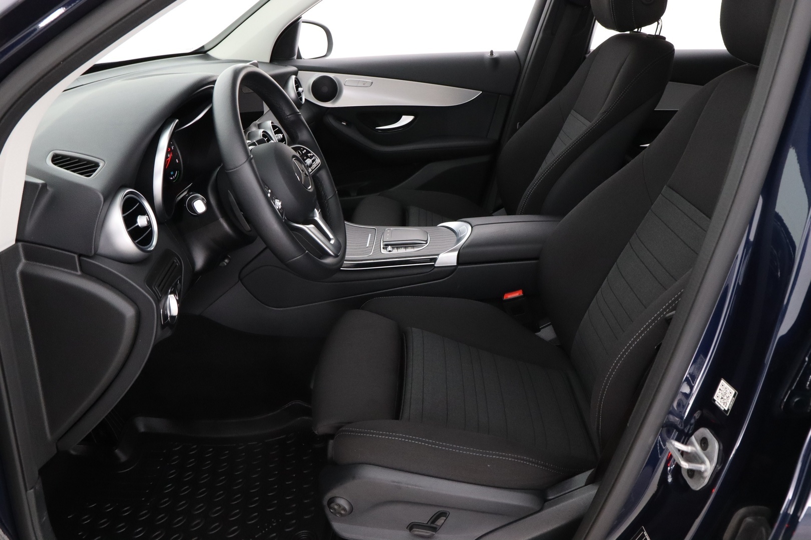 MERCEDES-BENZ GLC 2022