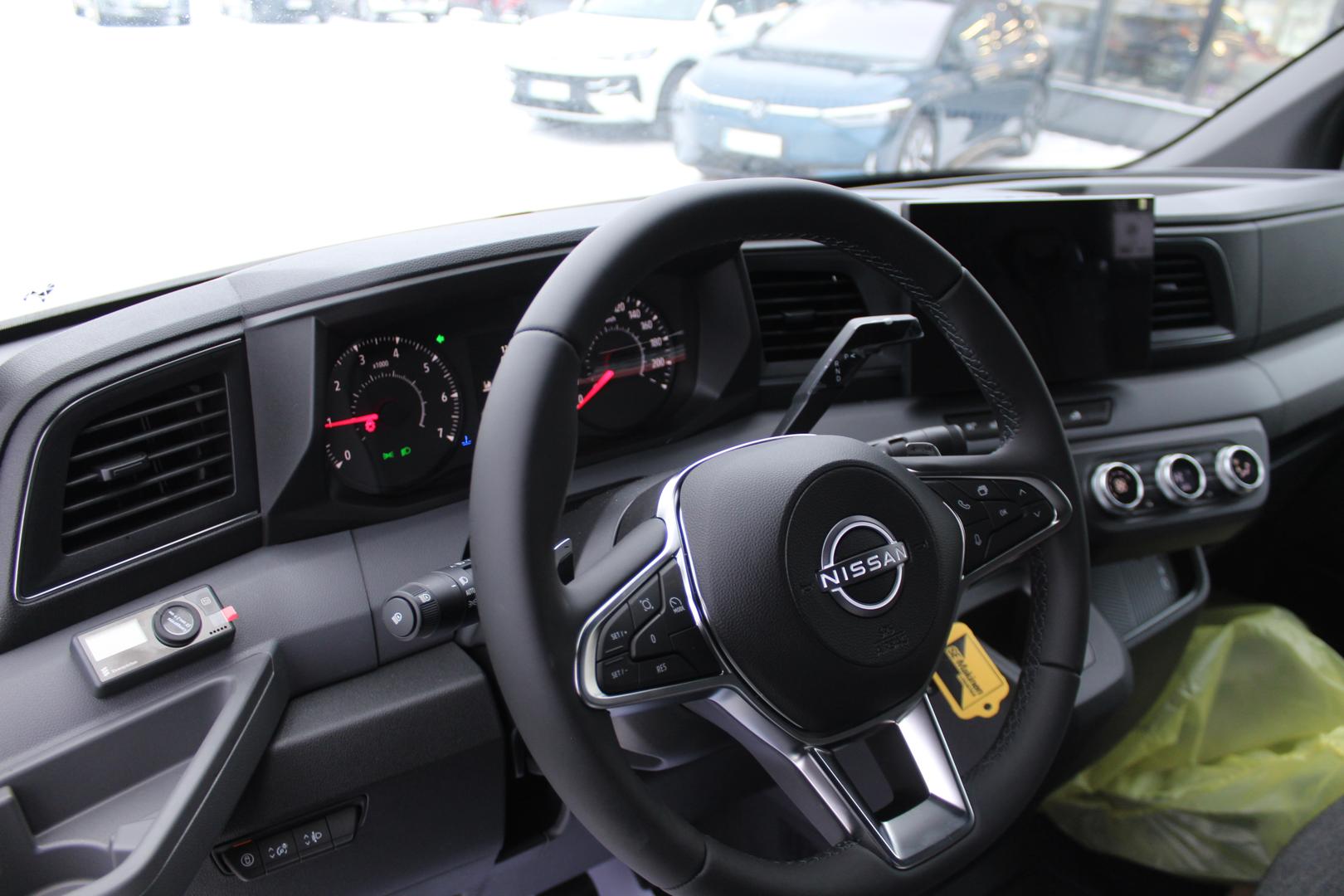 NISSAN Interstar 2026